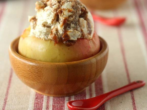 Apple Butter Cheesecake Ice Cream