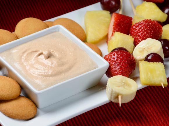 Fluffy Cinnamon Fruit Dip