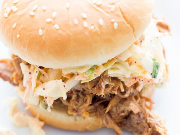 Slow Cooker Pulled Pork Sandwiches