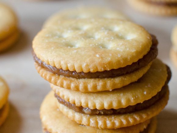 Peanut Apple Butter Cracker Stacks