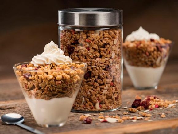 Easy Homemade Granola